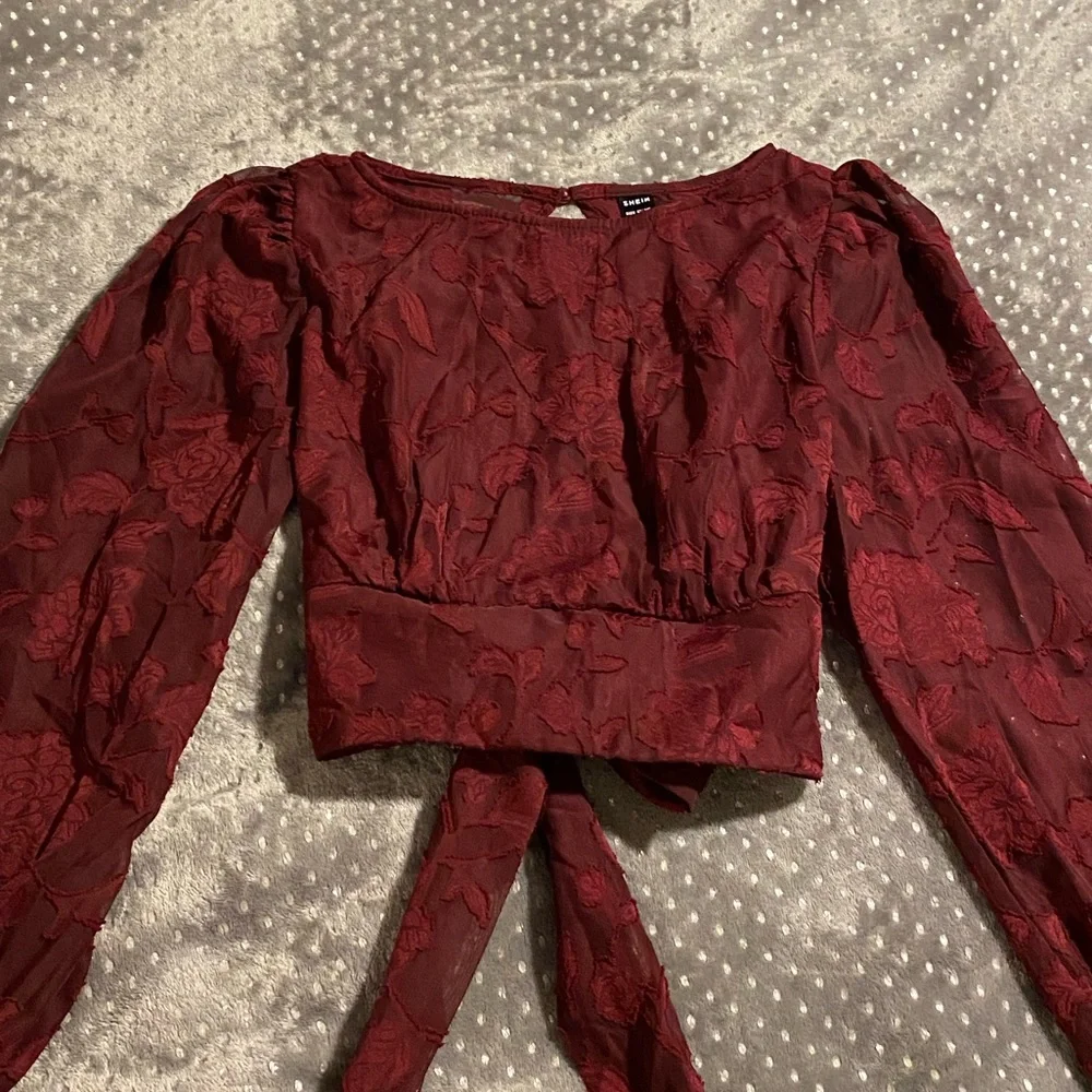 Maroon tie back top - Picture 6 of 6